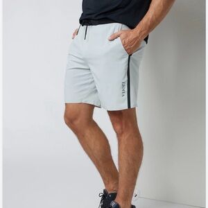 Vuori Domain Performance Short Men’s Size XL